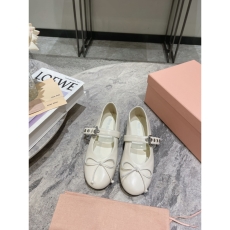 Miu Miu flat shoes